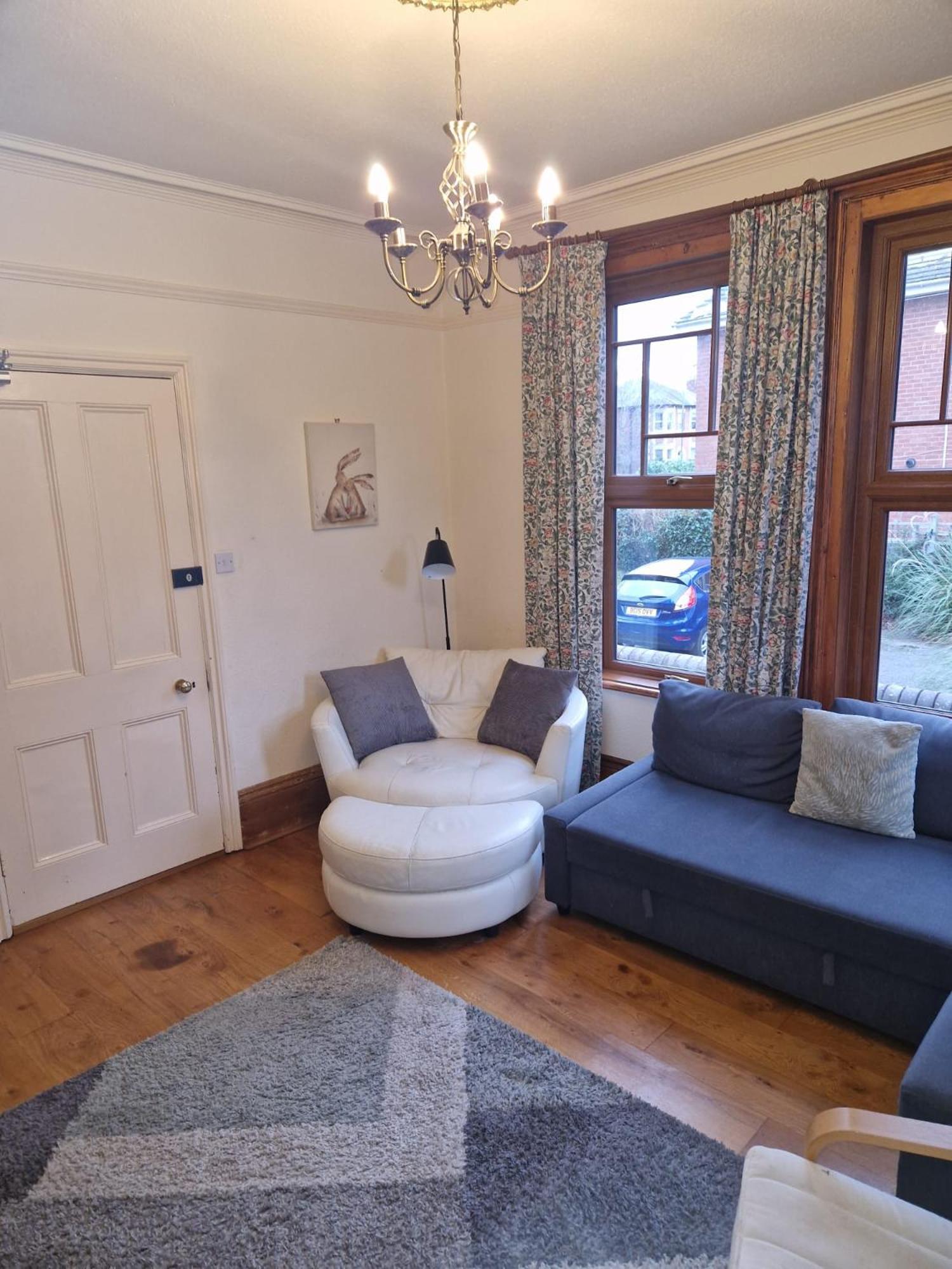 Hereford - Falcon House - Spacious 5 Bedroom House With Games Room - Sleeps 14 Guests - Great Property For Family & Friends Gathering Together - Hosted By Rentmyhouse Bagian luar foto